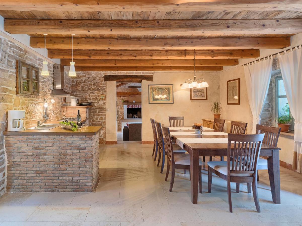 Holiday Home Hrelja - Roj418 By Interhome Žminj Buitenkant foto