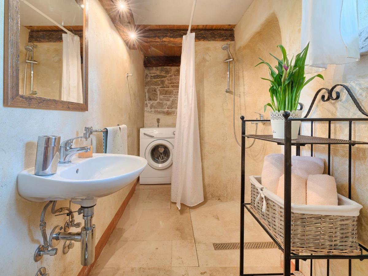 Holiday Home Hrelja - Roj418 By Interhome Žminj Buitenkant foto